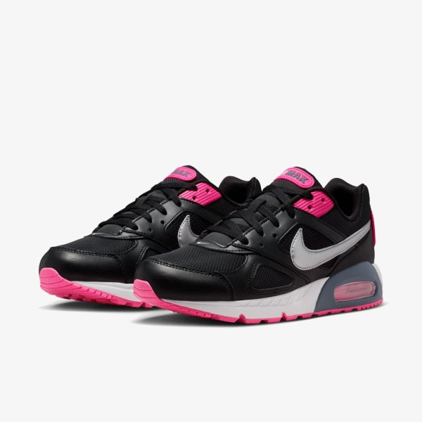 Женские кроссовки NIKE WMNS AIR MAX IVO