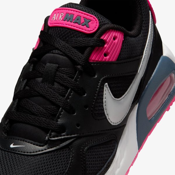 Женские кроссовки NIKE WMNS AIR MAX IVO