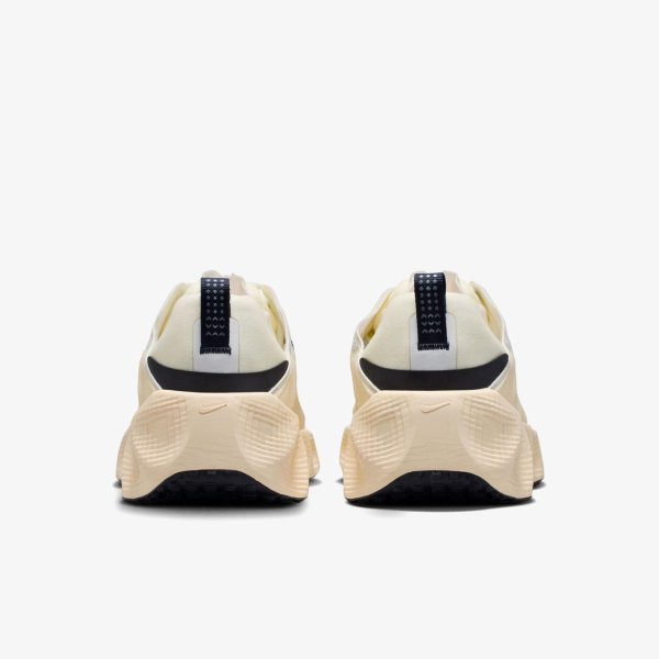 Чоловічі кросівки NIKE AVA ROVER