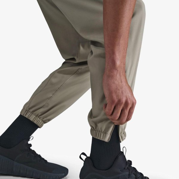 Чоловічі штани NIKE M NK DF FORM PANT TPR