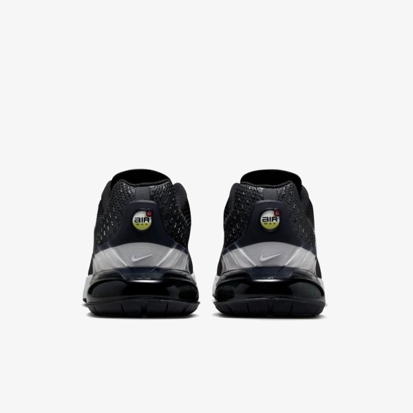 Чоловічі кросівки NIKE AIR MAX PHOENIX