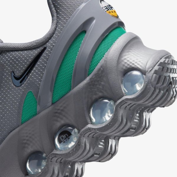 Детские кроссовки NIKE AIR MAX DN8 (GS)