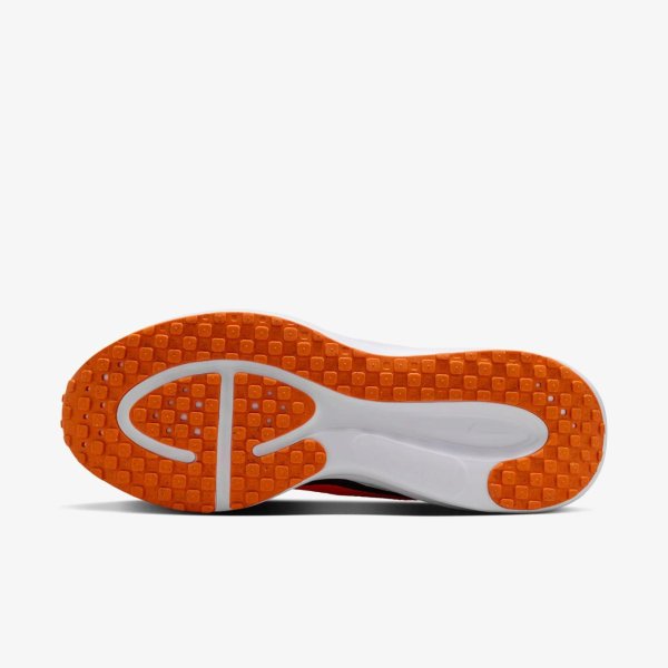 Чоловічі кросівки NIKE REVOLUTION 8