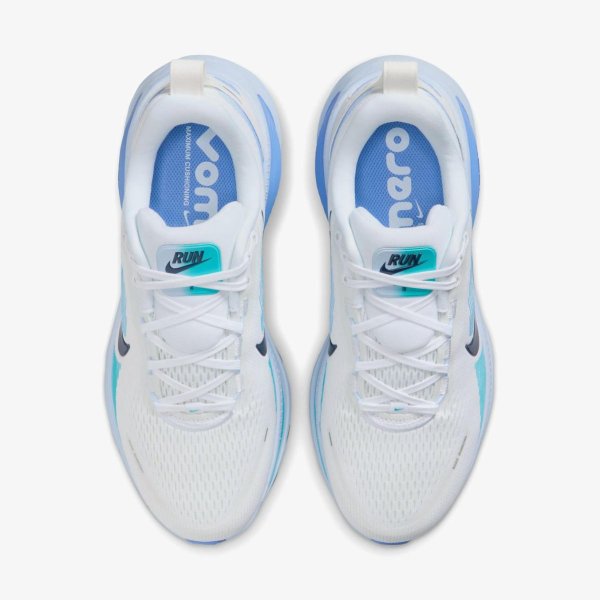 Жіночі кросівки NIKE W VOMERO 18