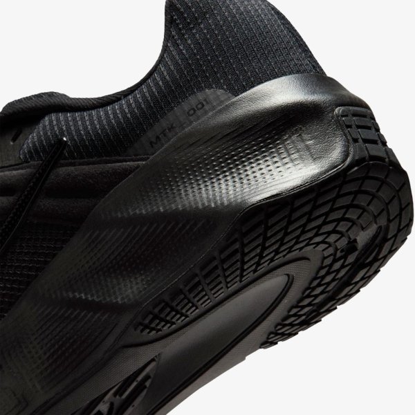 Чоловічі кросівки NIKE M METRO TEK