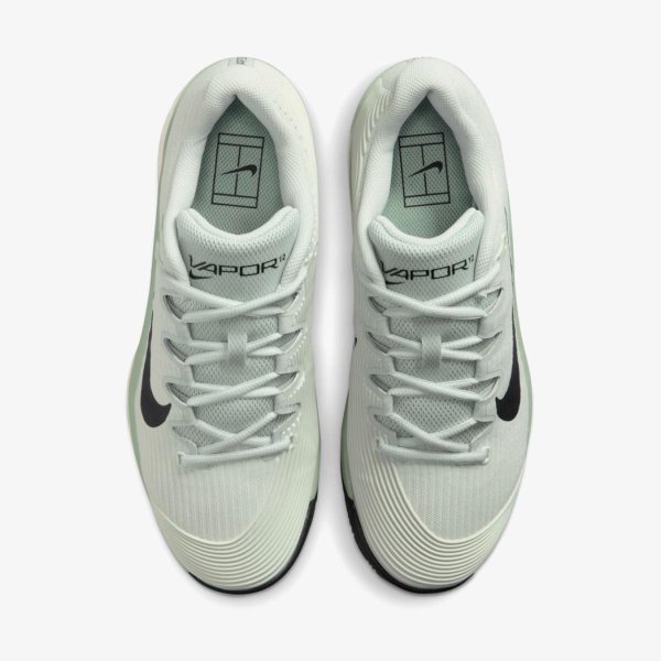 Женские кроссовки NIKE W ZOOM VAPOR 12 CLY