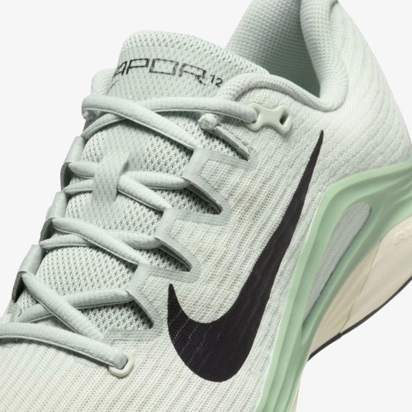 Женские кроссовки NIKE W ZOOM VAPOR 12 CLY