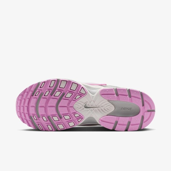 Женские кроссовки NIKE W V5 RNR