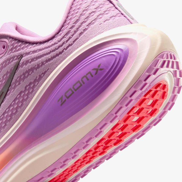 Женские кроссовки NIKE W VOMERO PLUS