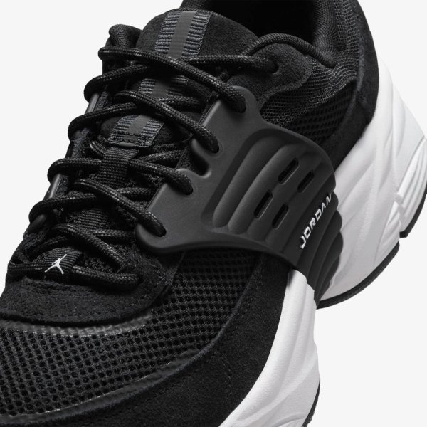Мужские кроссовки JORDAN TRUNNER O/S