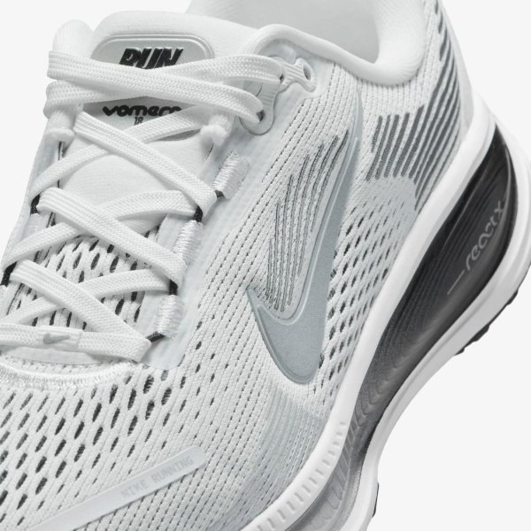 Дитячі кросівки NIKE VOMERO 18 RR GS