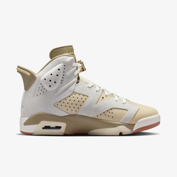 Жіночі кросівки WMNS AIR JORDAN 6 RETRO