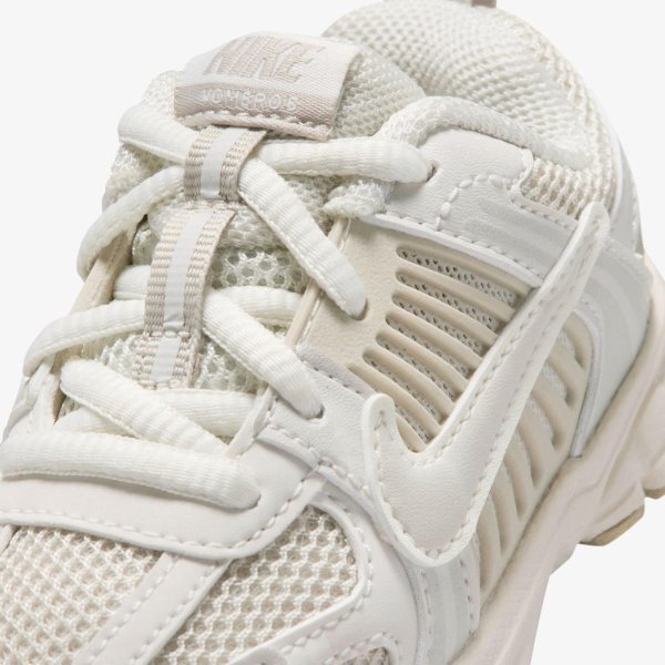 Дитячі кросівки NIKE VOMERO 5 LACE (TD)