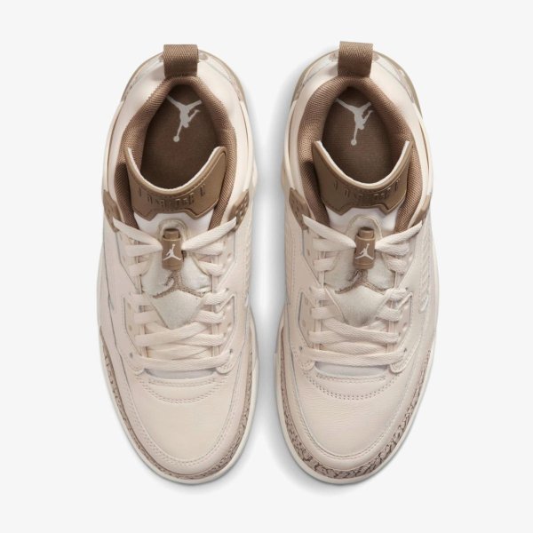 Женские кроссовки WMNS JORDAN SPIZIKE LOW LEGEND LIGHT BROWN