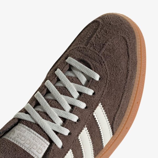 Женские кроссовки ADIDAS WMNS HANDBALL SPEZIAL EARTH STRATA / OFF WHITE
