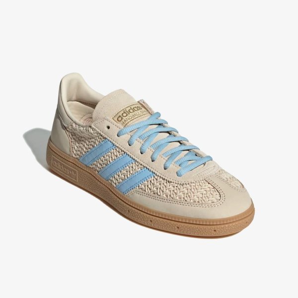 Женские кроссовки ADIDAS WMNS HANDBALL SPEZIAL SAND STRATA / CLEAR SKY